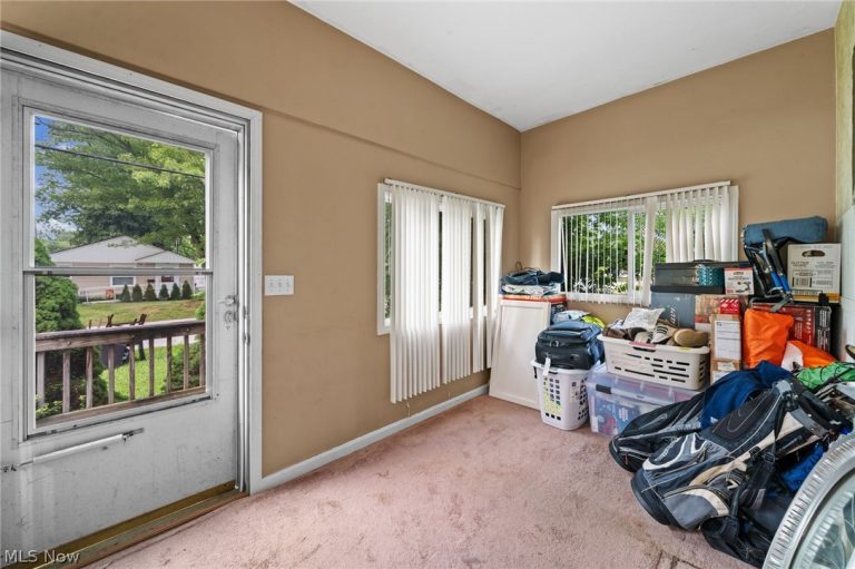 250 Plymouth Road, Eastlake, OH - Photo 3