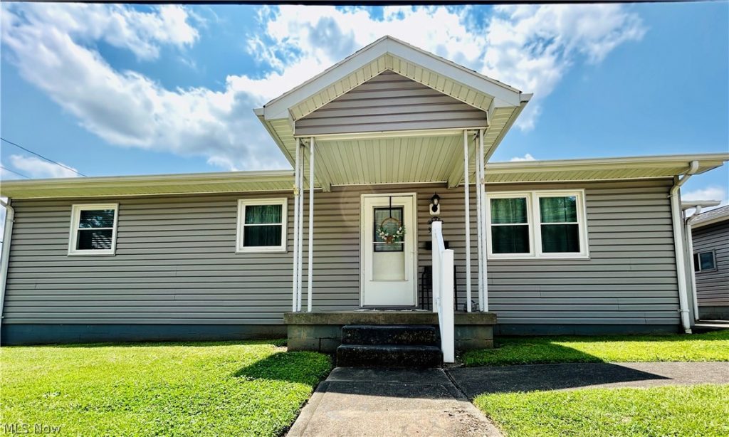 300 38th Street, Shadyside, OH