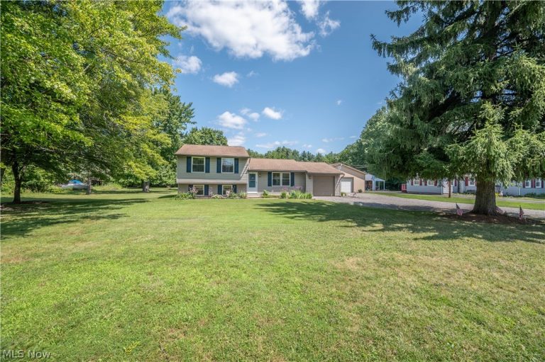 6142 Fairview Road, Austintown, OH - Photo 2