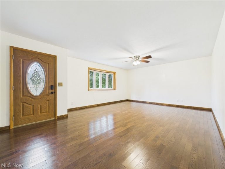 1301 Washington Gardens Circle, Washington, WV - Photo 3