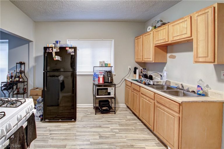 3713 151st Street, Cleveland, OH - Photo 5