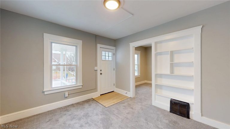 4357 52nd Street, Cleveland, OH - Photo 4