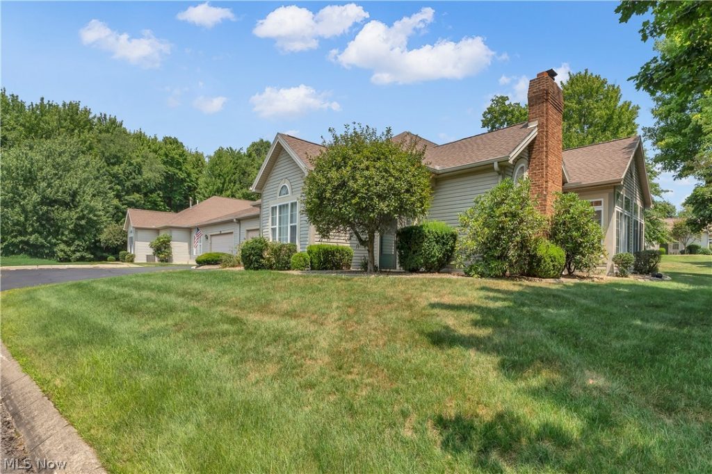 5645 Clingan Road #2B, Struthers, OH