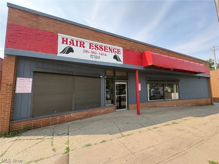 17320 Harvard Avenue, Cleveland, OH - Photo 3