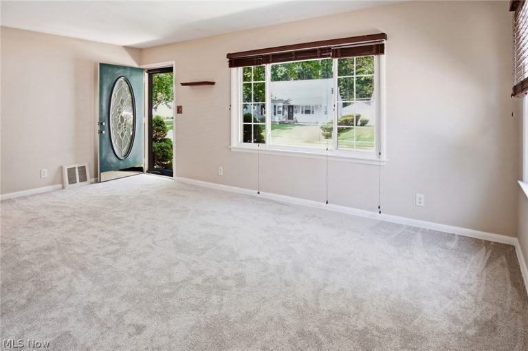 2971 9th Street, Cuyahoga Falls, OH - Photo 3
