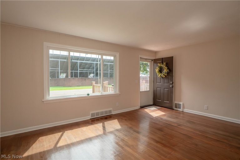1231 Bordner Avenue, Canton, OH - Photo 4