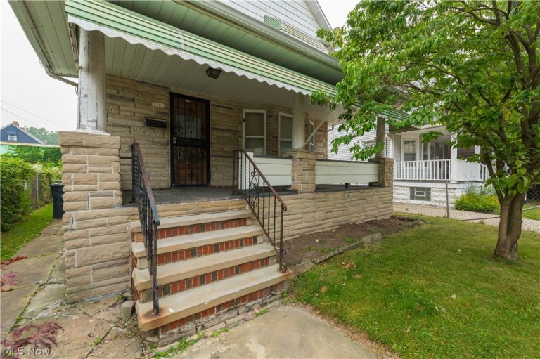3151 105th Street, Cleveland, OH - Photo 3
