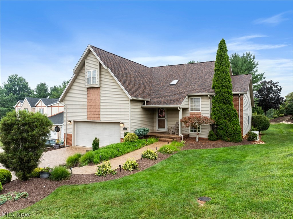 323 Harmony Drive, Wintersville, OH