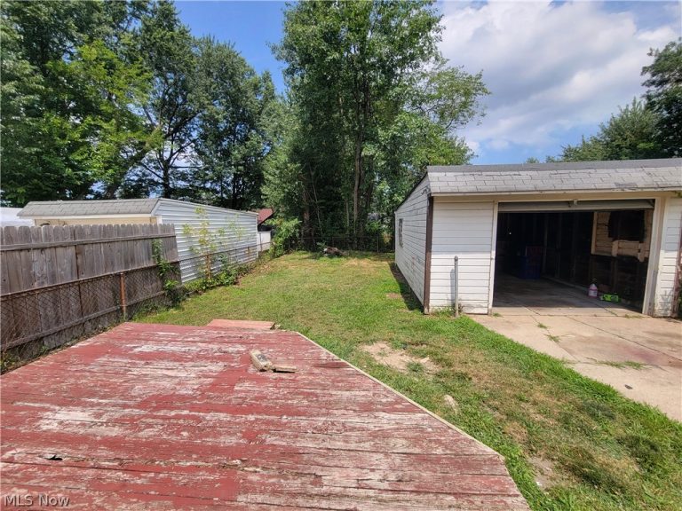11816 Milligan Avenue, Cleveland, OH - Photo 5