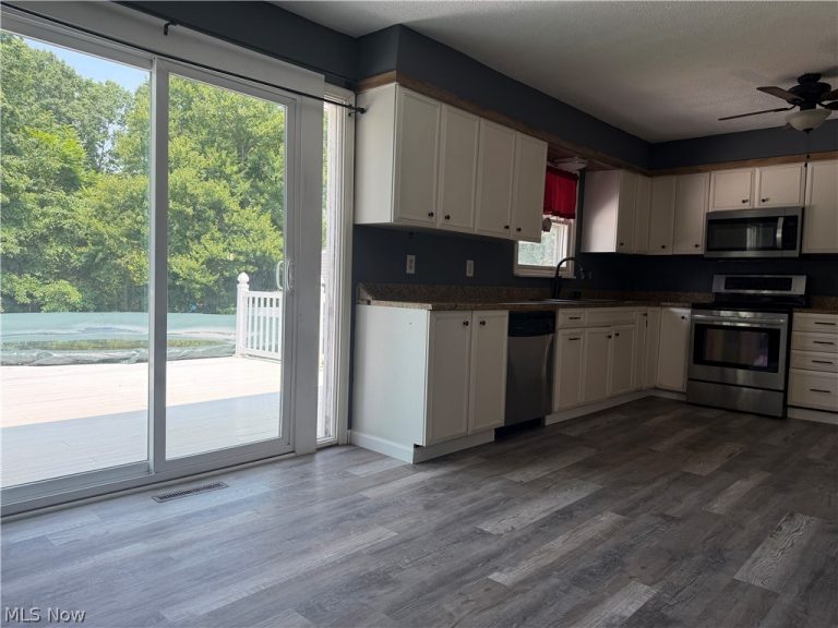 3337 Northern Street, Canton, OH - Photo 3