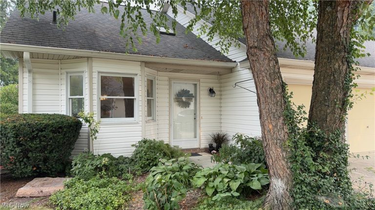 775-6 Hampton Circle, Aurora, OH, 44202