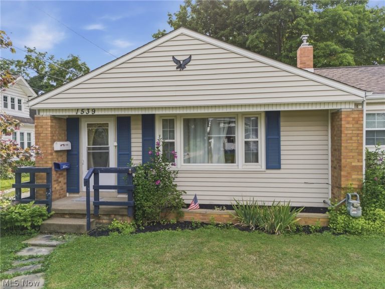 1539 Parkway Boulevard, Alliance, OH - Photo 4