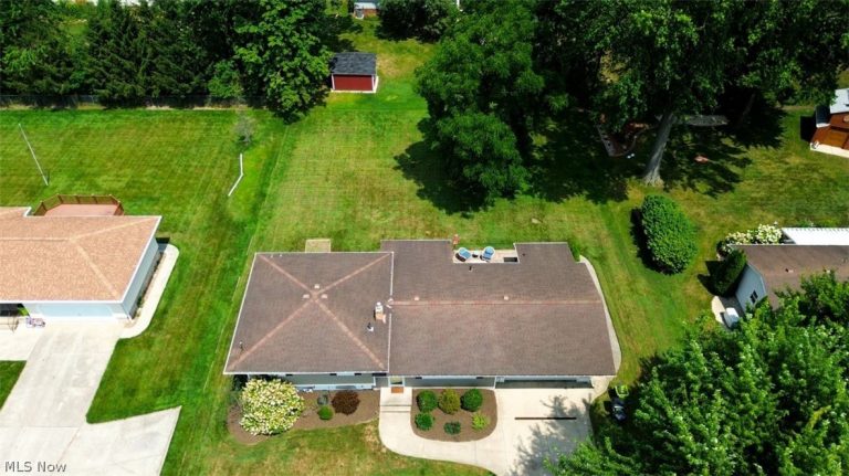 1031 Cessna Drive, Macedonia, OH - Photo 5