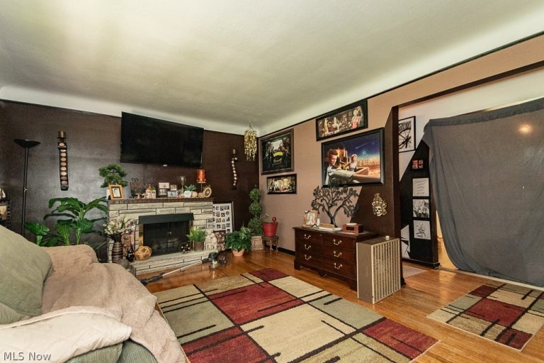 243 Glendale Street, Bedford, OH - Photo 5
