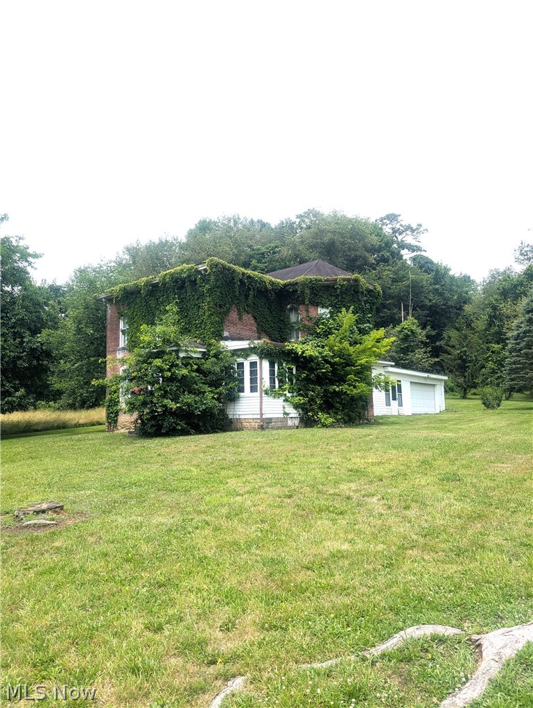 5779 Greer Road, Uhrichsville, OH - Photo 2