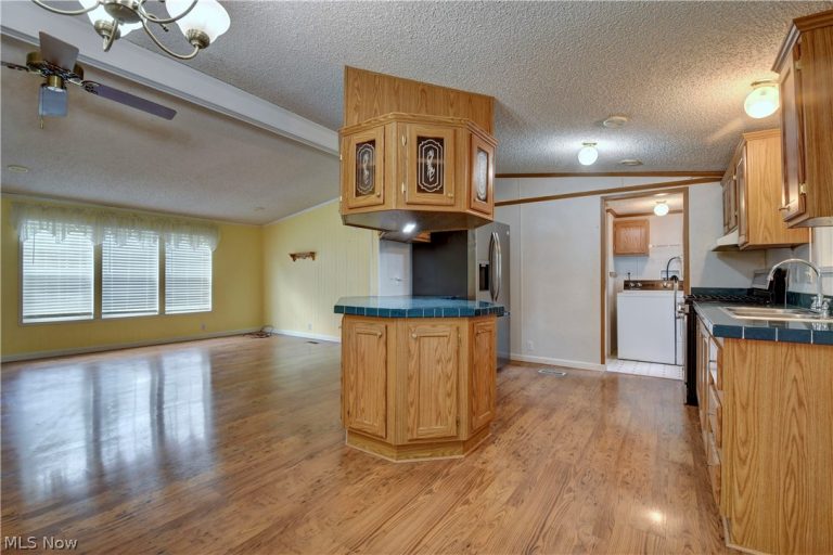 5338 Angela Drive #25, Beach City, OH - Photo 8