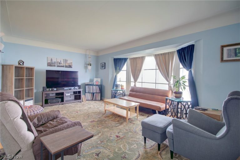 3301 Warren Road, Cleveland, OH - Photo 4