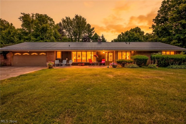 9905 Knollwood, Concord Twp, OH - Photo 2