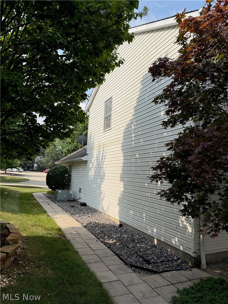 17806 Brandywine Drive, Strongsville, OH - Photo 4