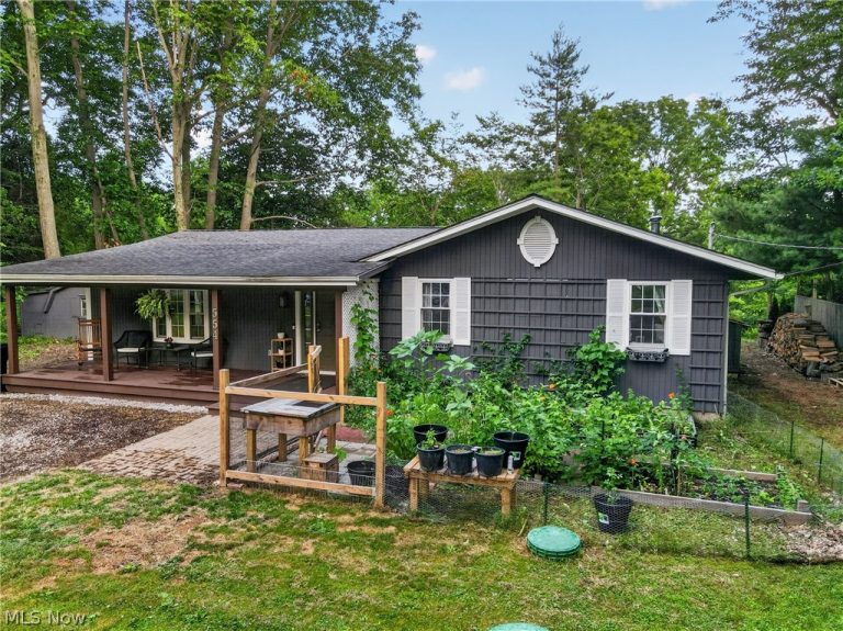 554 River View Drive, Austinburg, OH, 44010