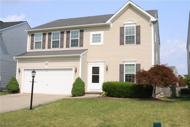 218 Stone Ridge Way, Berea, OH - Photo 2