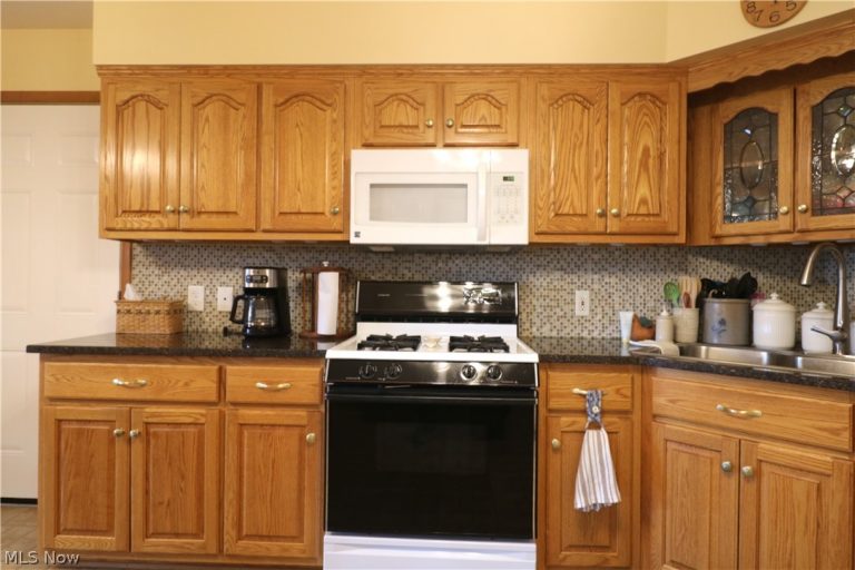 25 Chippewa Drive, Milan, OH - Photo 4