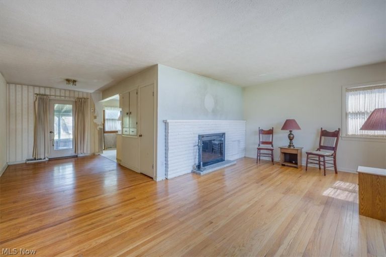 22270 Brookpark Road, Fairview Park, OH - Photo 6