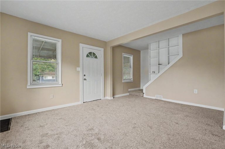 1854 Olympic Street, Cuyahoga Falls, OH - Photo 4