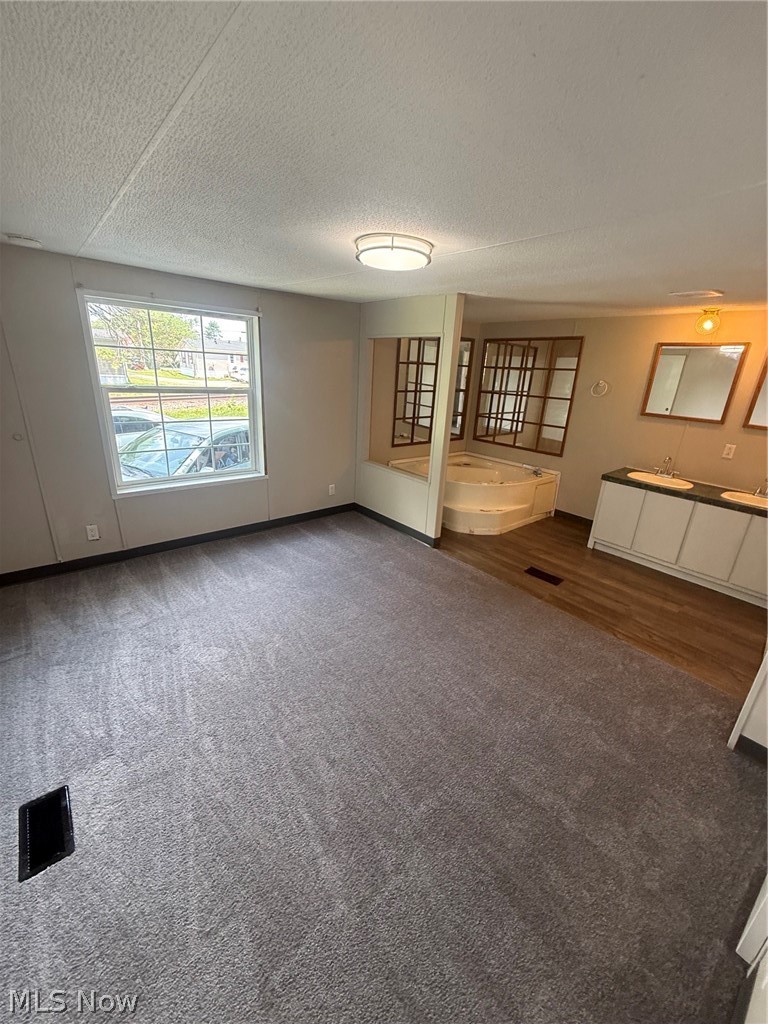 40 Canal Street, Frazeysburg, OH - Photo 8