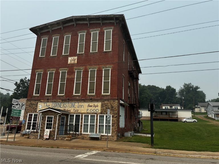 201 Fifth St, Beverly, OH, 45715