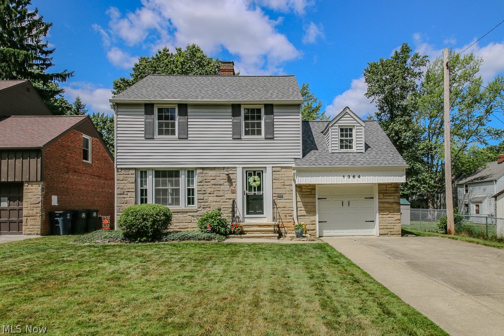 1364 Clearview Road, Lyndhurst, OH