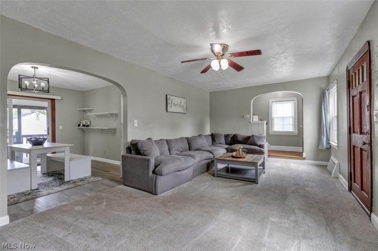 148 Brandtson Avenue, Elyria, OH - Photo 2