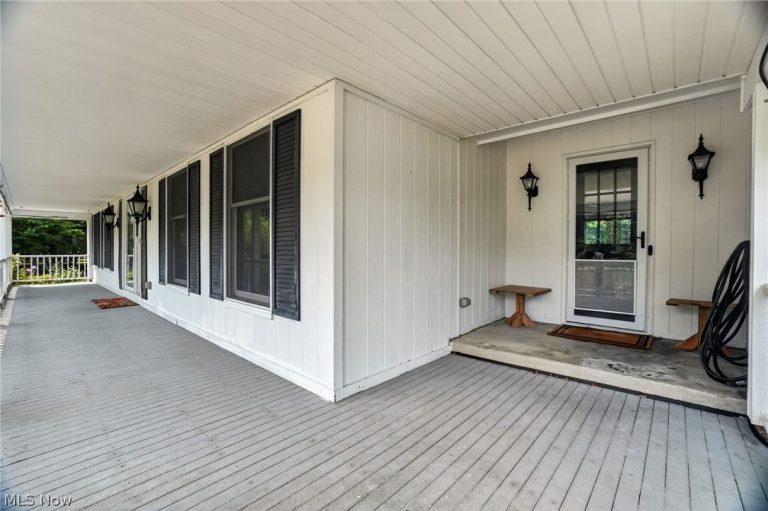 12 Square Circle Drive, Madison, OH - Photo 3