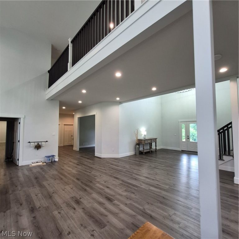 2252 Applegrove Street, Canton, OH - Photo 8
