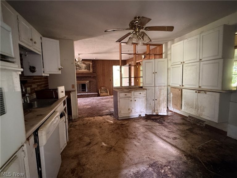 3170 Brown Road, Ashtabula, OH - Photo 2