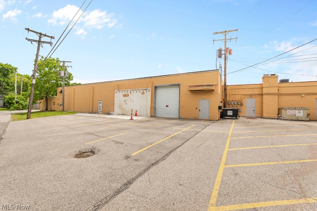 9177 Chillicothe Road, Kirtland, OH