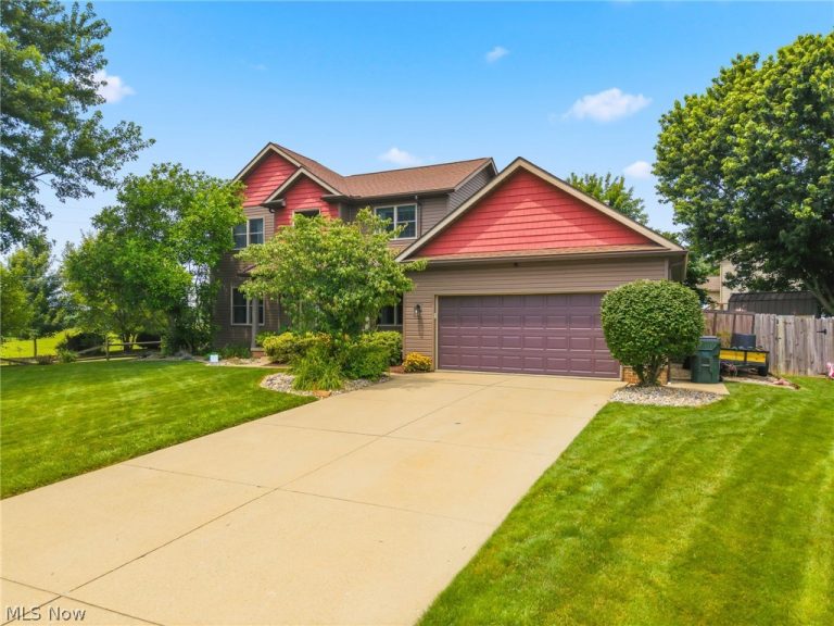 105 Rodeo Circle, Louisville, OH - Photo 4