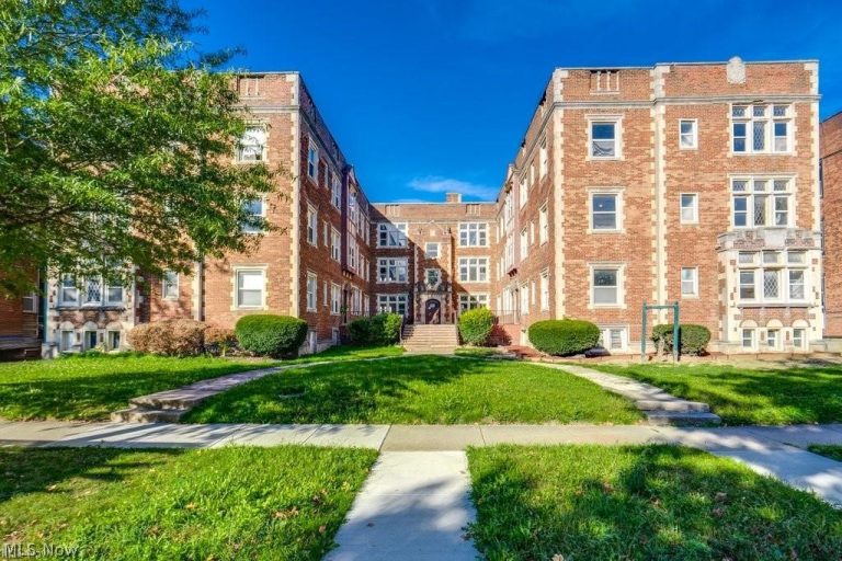 2840 Moreland Boulevard, Cleveland, OH, 44120