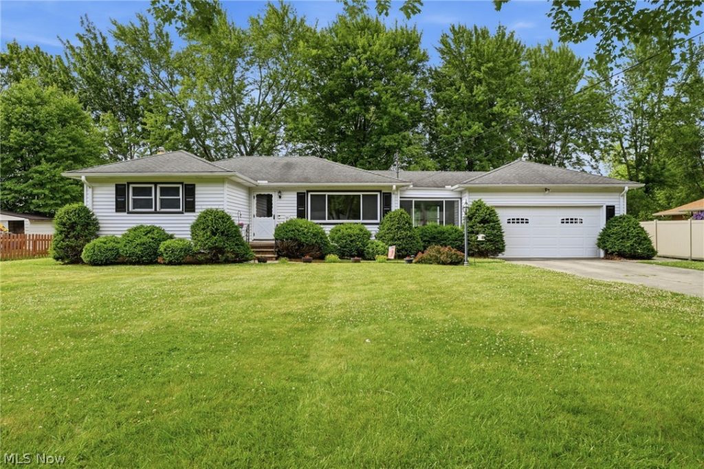 29521 Schwartz Road, Westlake, OH