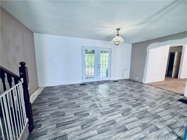 2800 Bender Road, Marietta, OH - Photo 4