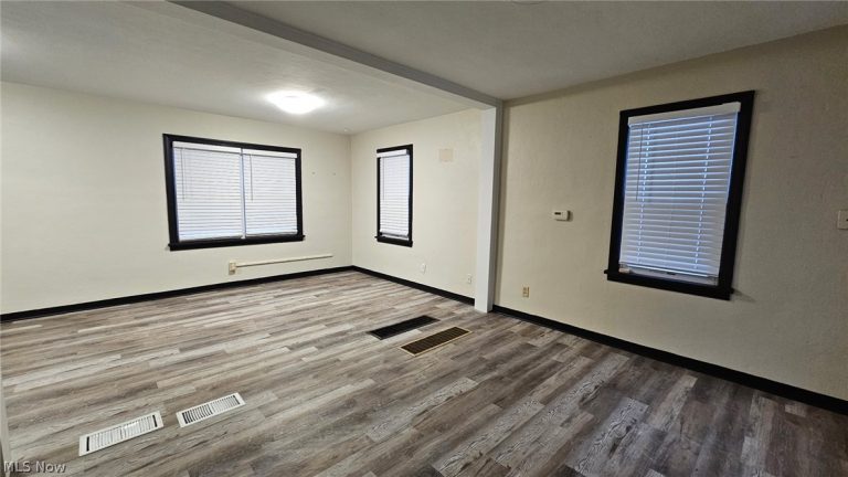 2055 Main Street, Akron, OH - Photo 5