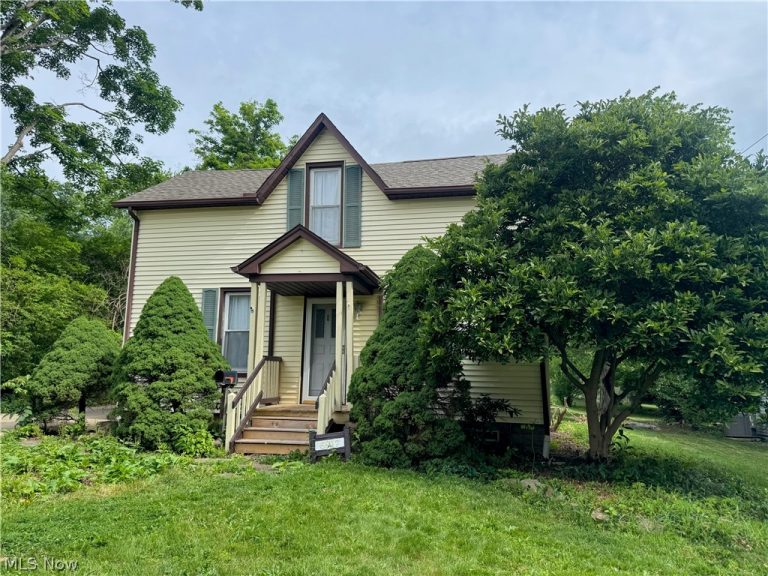 6917 Daisy Avenue, Brecksville, OH, 44141