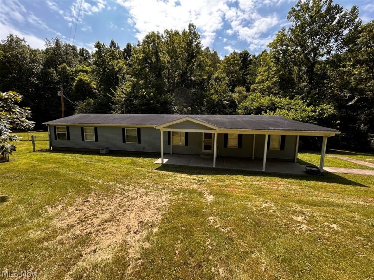 18977 State Route 555 Highway, Cutler, OH, 45724