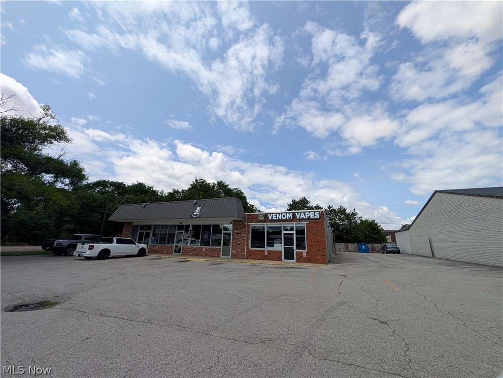 1330 Cooper Foster Park Road #3, Lorain, OH