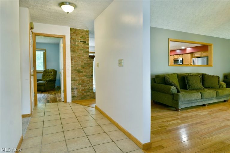 750 Blueberry Hill Drive, Canfield, OH - Photo 6