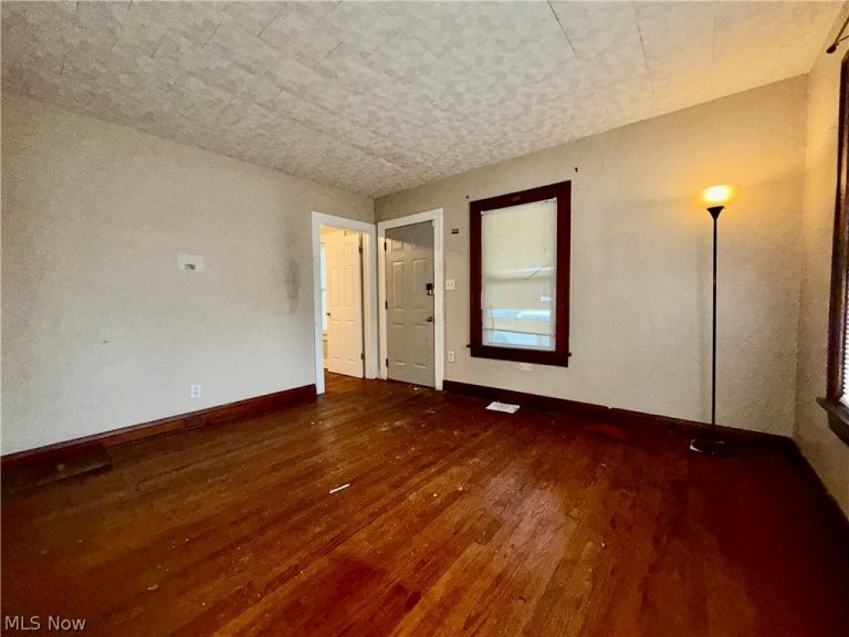 1104 Yukon Avenue, Akron, OH - Photo 3