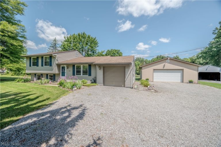 6142 Fairview Road, Austintown, OH - Photo 3