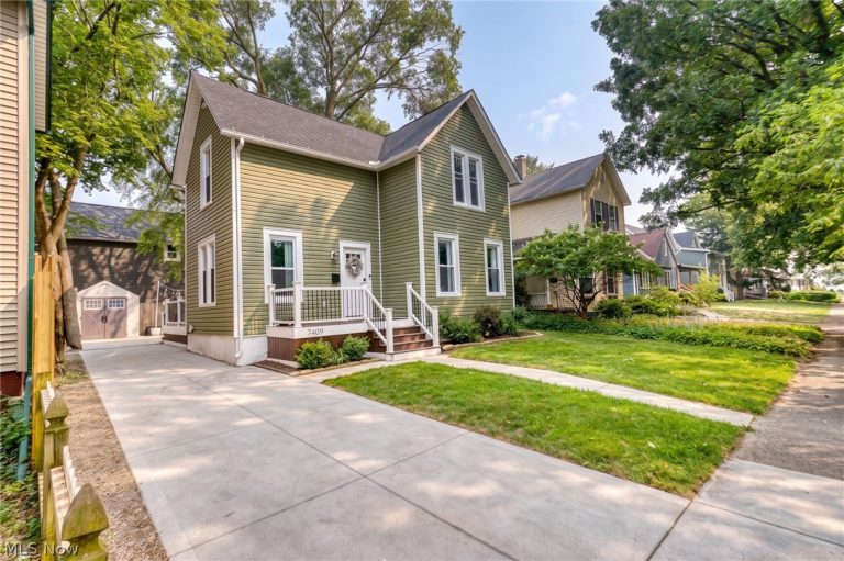 7409 Herman Avenue, Cleveland, OH - Photo 3