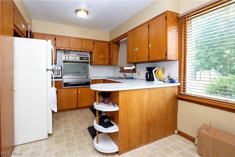 1813 Burbank Road, Wooster, OH - Photo 6