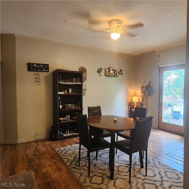 7201 Bloomfield Road, Cambridge, OH - Photo 2